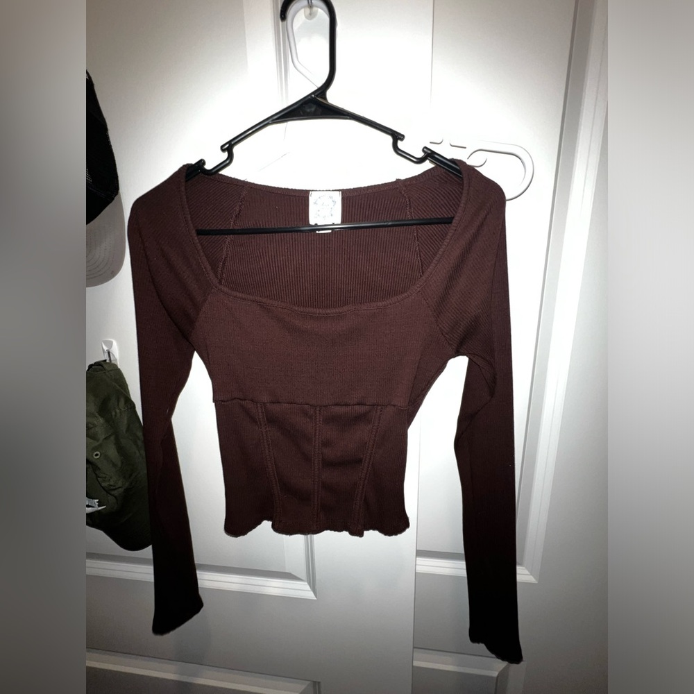 Brown long sleeve top corset style
